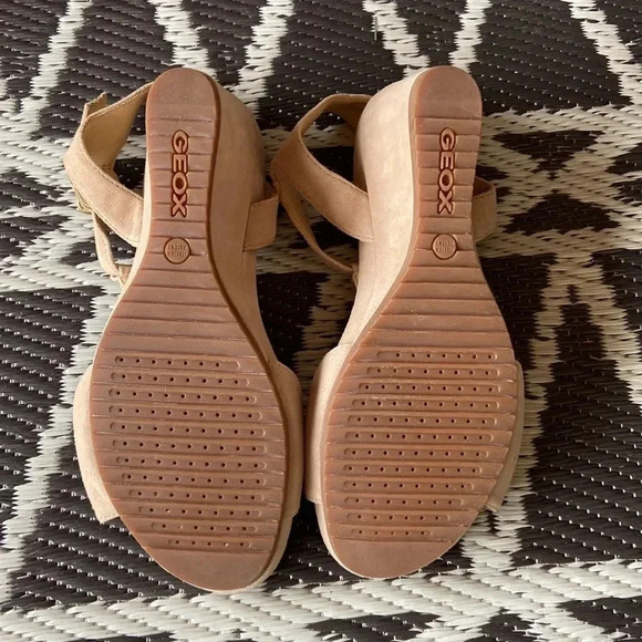 Geox Respira | Suede Wedge Sandal - Picture 7 of 11